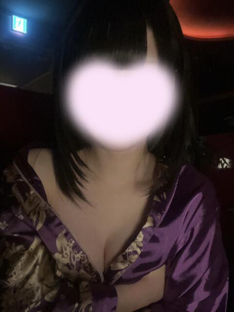 ゆい 仮面舞踏会(セクキャバ)