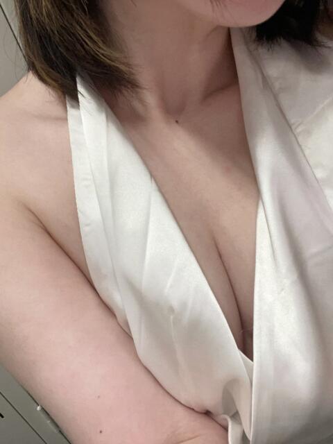 ゆず エマニエル秋葉原（セクキャバ）