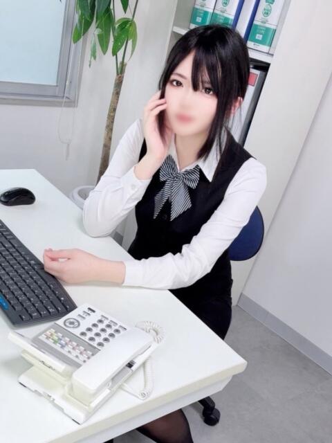 白雪葵蘭(しらゆきあらん) オプション無料！！ハレンチOL倶楽部（デリヘル）