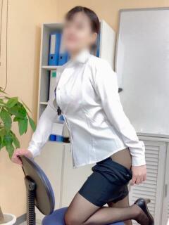 岡本愛美(おかもとまなみ) オプション無料！！ハレンチOL倶楽部（姫路/デリヘル）