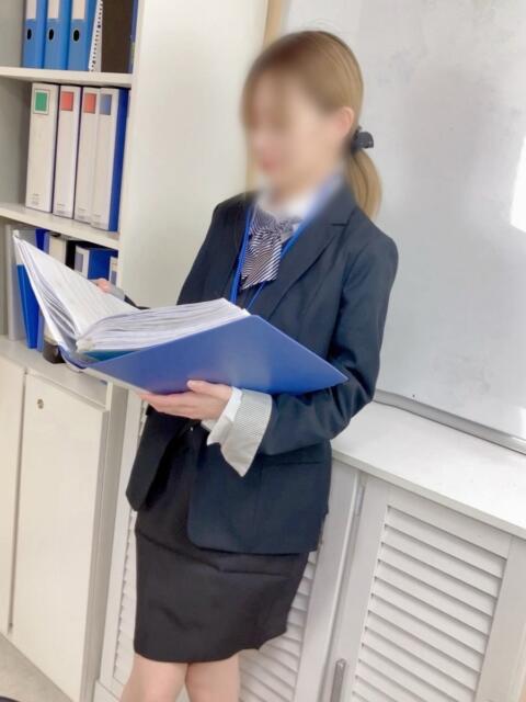 清水瑠奈(しみずるな) オプション無料！！ハレンチOL倶楽部（デリヘル）