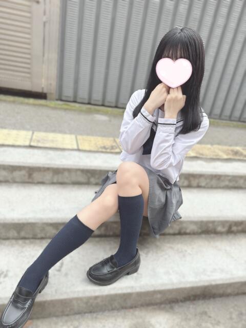 体験ひよこ『色白童顔可愛い系美少女はリフレ経験激浅』 錦糸町派遣型JKリフレガチあい（派遣リフレ）