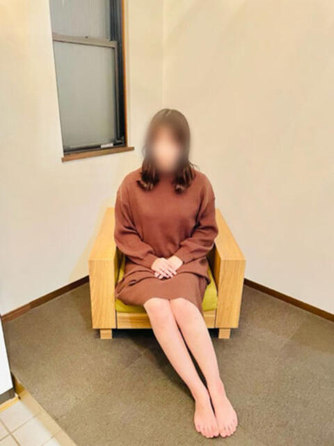 菜々沙（ななさ） おもてなし婦人（人妻系デリヘル）