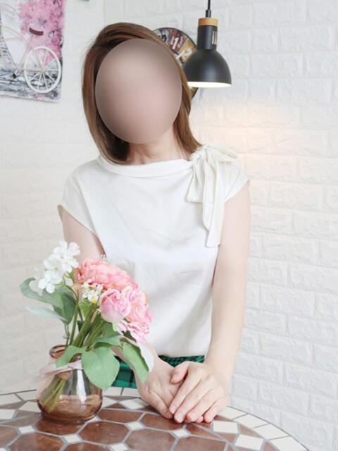 りおな ミスミセス（人妻デリヘル）