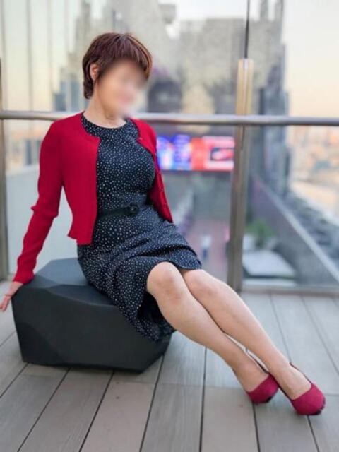 けいな 鶯谷おかあさん（熟女デリヘル）