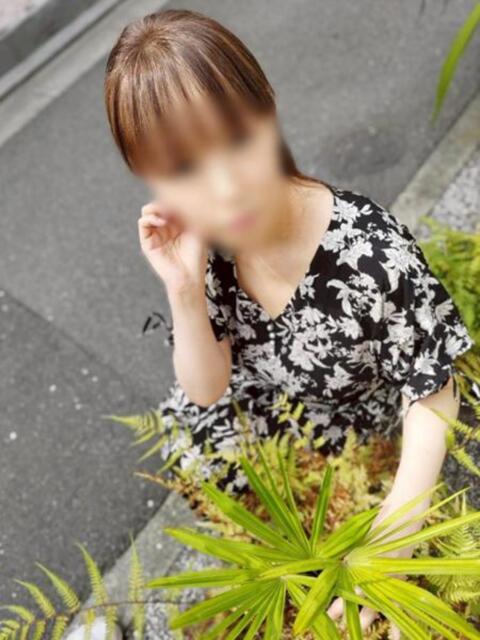 なな 鶯谷おかあさん（熟女デリヘル）