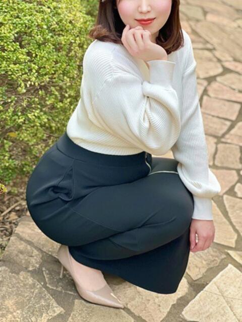 青田るか 月の真珠-新宿-（デリヘル（人妻若妻専門店））