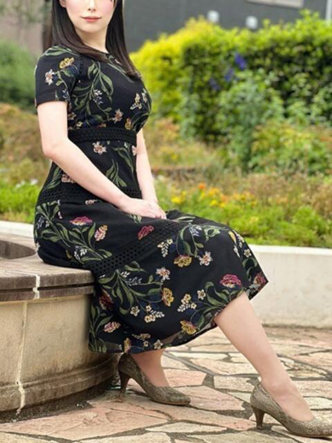 佐野いおり 月の真珠-新宿-（デリヘル（人妻若妻専門店））