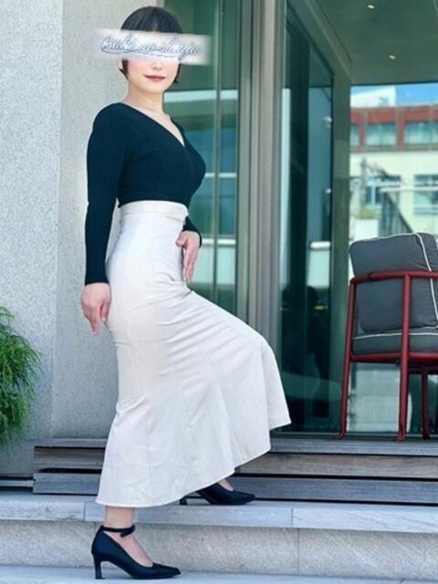 春瀬くるみ 月の真珠-新宿-（デリヘル（人妻若妻専門店））