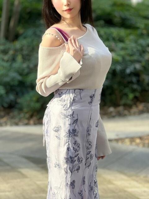 雨宮ひなの 月の真珠-新宿-（デリヘル（人妻若妻専門店））