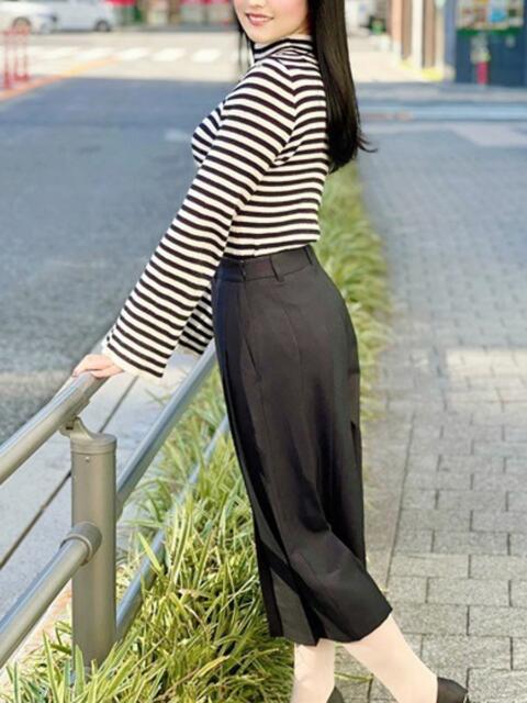 相馬るい 月の真珠-新宿-（デリヘル（人妻若妻専門店））