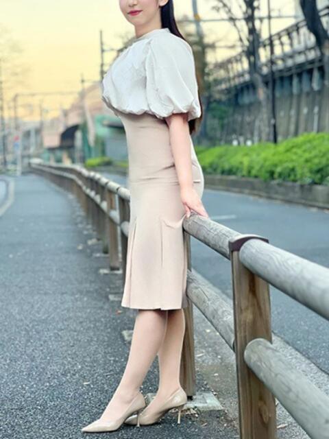 元村ひな 月の真珠-新宿-（デリヘル（人妻若妻専門店））