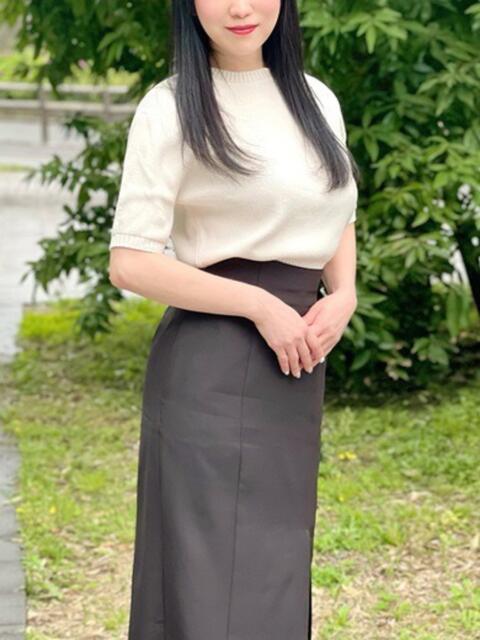 野村ちえこ 月の真珠-新宿-（デリヘル（人妻若妻専門店））