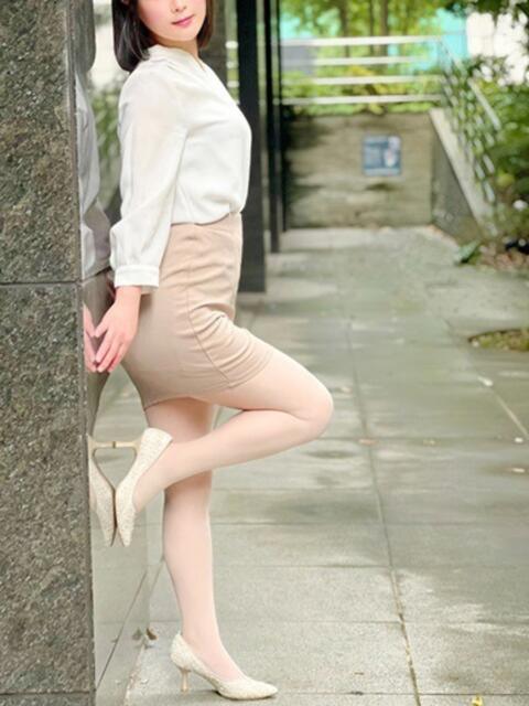 西野ゆみ 月の真珠-新宿-（デリヘル（人妻若妻専門店））