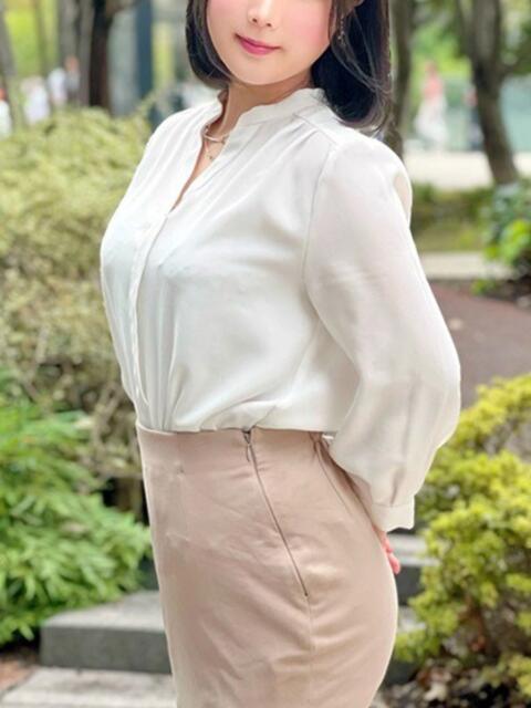 西野ゆみ 月の真珠-新宿-（デリヘル（人妻若妻専門店））