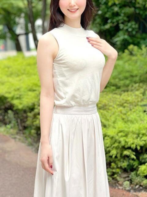 瀬名ゆん 月の真珠-新宿-(デリヘル(人妻若妻専門店))