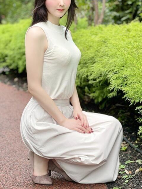 瀬名ゆん 月の真珠-新宿-(デリヘル(人妻若妻専門店))