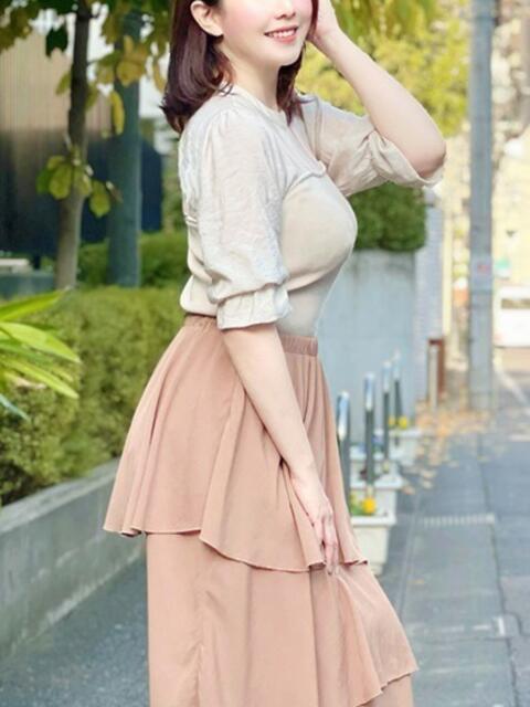 新田さゆり 月の真珠-新宿-（デリヘル（人妻若妻専門店））