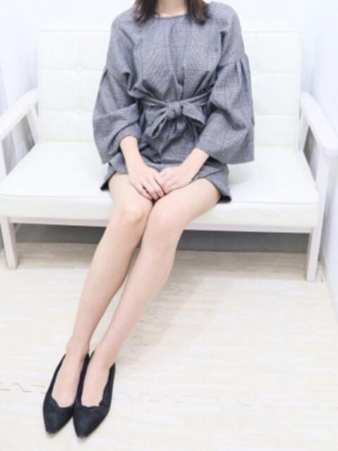 しほ 見学娘（オナクラ・手コキ）