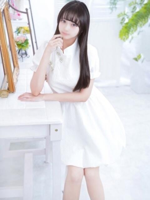 もな 見学娘（オナクラ・手コキ）