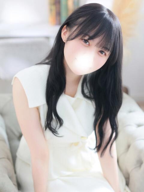 ももな★濃厚キス好きF乳JD★ Chloe錦糸町店 S級素人清楚系デリヘル（デリヘル）