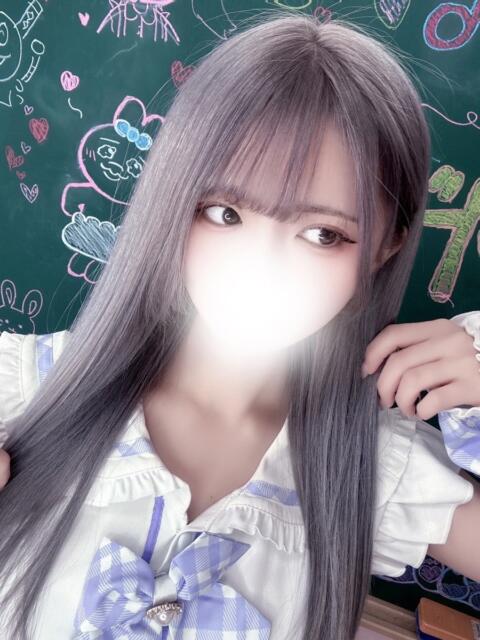 なほ 新宿ハンドメイド（手コキ・オナクラ）