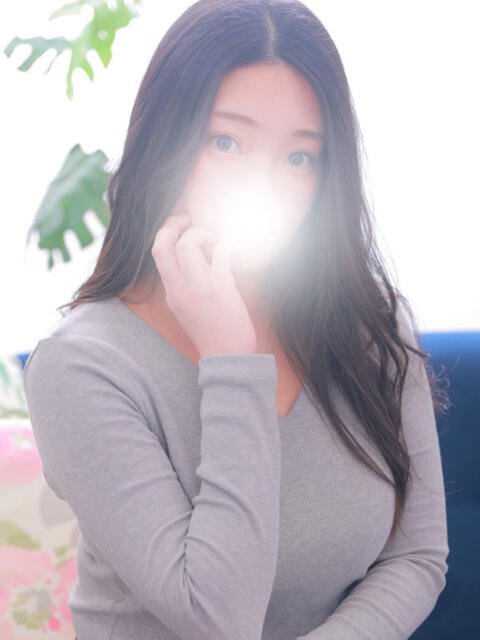 しずく 西川口こんにちわいふ（シンデレラグループ）（人妻即尺ホテヘル&amp;デリヘル）