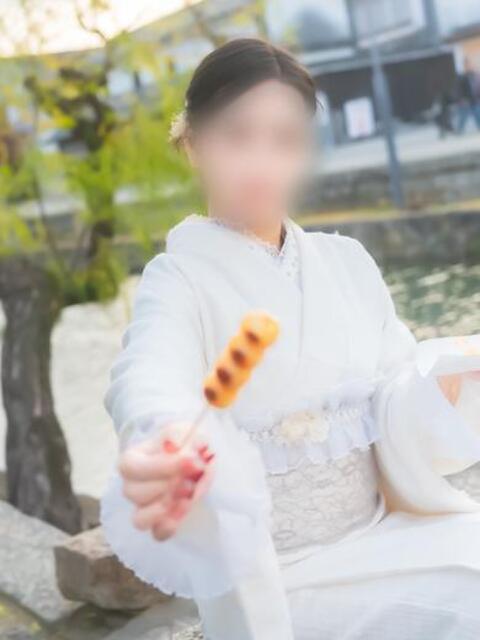 花咲るん【PREMIUM】 素人専門　街角レディ（デリヘル）