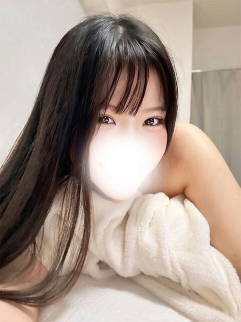 そら◆大胆な19才パイパン女子 即イキ淫乱倶楽部（デリヘル）