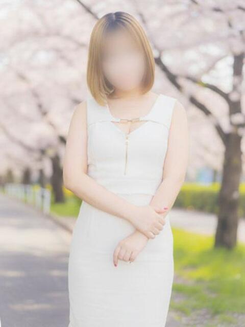 なつみ 五反田・品川おかあさん（待ち合わせ型デリヘル）