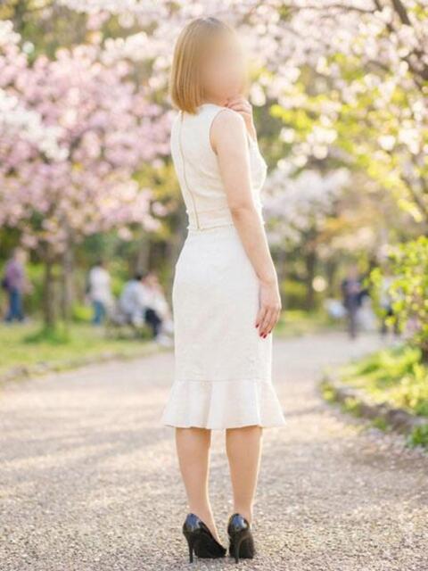 なつみ 五反田・品川おかあさん（待ち合わせ型デリヘル）