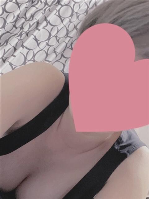 いづみ ビンビンBINGO（派遣型オナクラ）