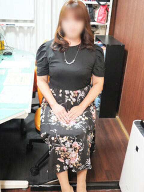 長門 誘惑マル秘ミセス（人妻デリヘル）