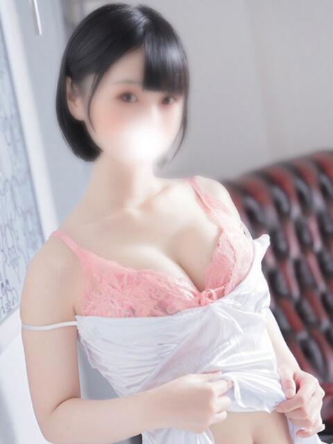 るるな 白い巨乳（ホテヘル）