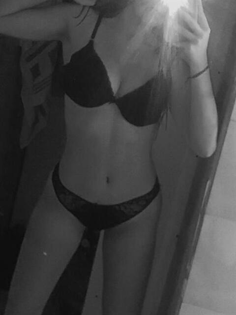 ゆな フーターズエンジェル(ソープランド)