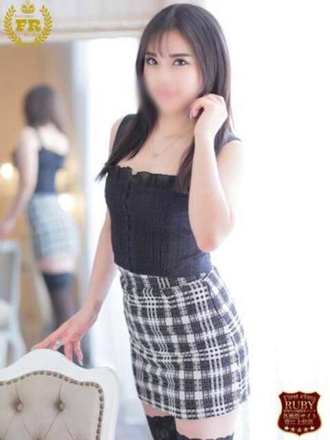 仲 りさ　クオーター明るくエロイ ファーストクラス ルビー（ソープランド）