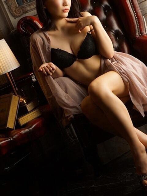 西野 萌奈 Rosso(ロッソ)（高級デリヘル）