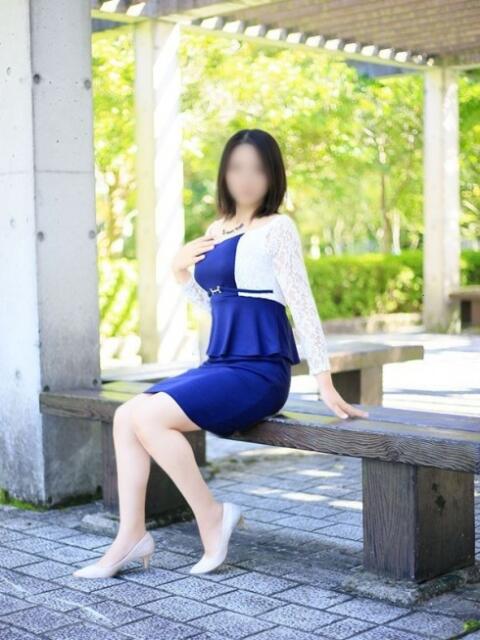 斎藤 真由 こあくまな人妻・熟女たち東広島店（KOAKUMAグループ）（人妻・熟女デリヘル）