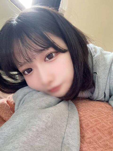 すずめ・激押し嬢 Platinum Legend(プラチナムレジェンド)（デリヘル）