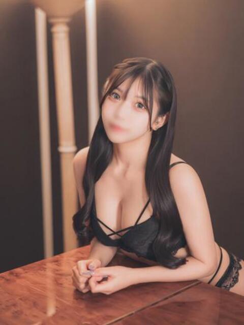 羽咲すみれ ウルトラプラチナム（デリヘル）