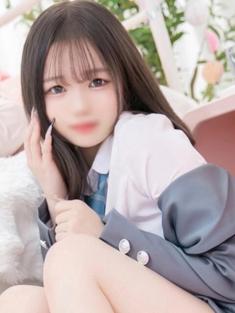 葉月 かりな E+アイドルスクール品川店（デリヘル）