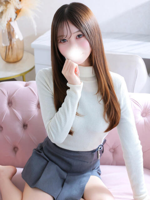 もな★キスで激ヌレ敏感受付嬢★ 渋谷S級素人清楚系デリヘル chloe（デリヘル）