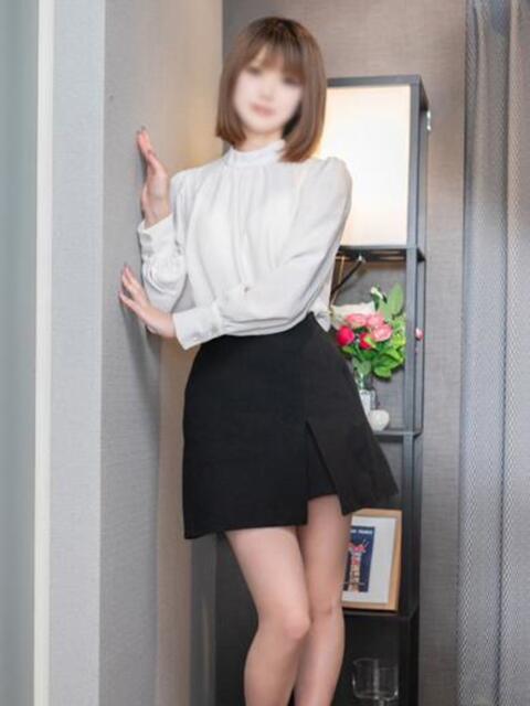 夏希【ナツキ】 福井人妻営業所（人妻系デリヘル）