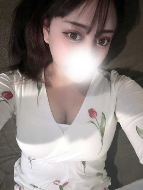 えれな 君とふわふわプリンセスin立川（ぽっちゃりデリヘル）