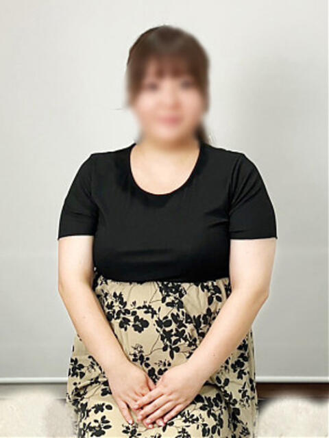 新谷まきこ しこたま奥様 横浜店（ファッションヘルス）