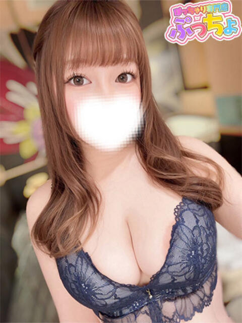 まこ　♡超小柄な色白Gカップ♡ ぽっちゃり専門店（ぷっちょ）博多店（ぽっちゃりデリヘル）