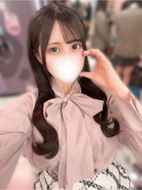 みいひ とある風俗店♡やりすぎさーくる新宿大久保店♡で色んな無料オプションしてみました（デリヘル）