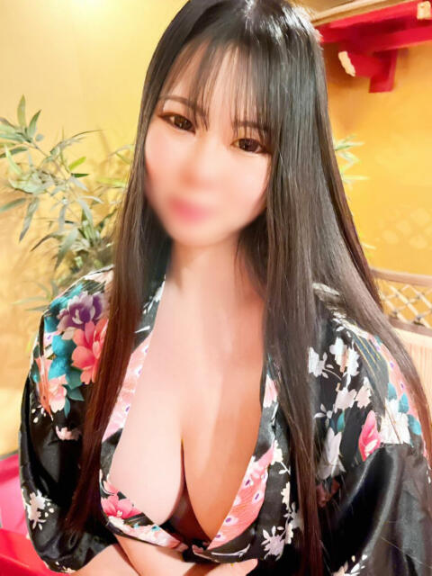 りな 紅(くれない)（セクキャバ）