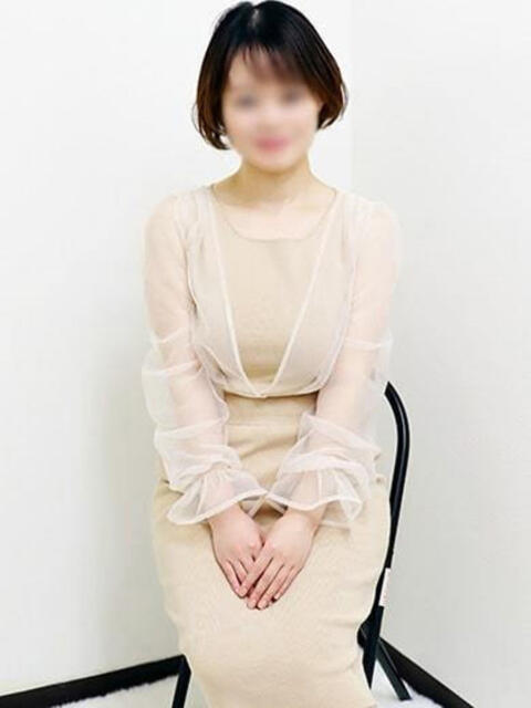 さゆり 胡蝶蘭（人妻系ホテヘル）