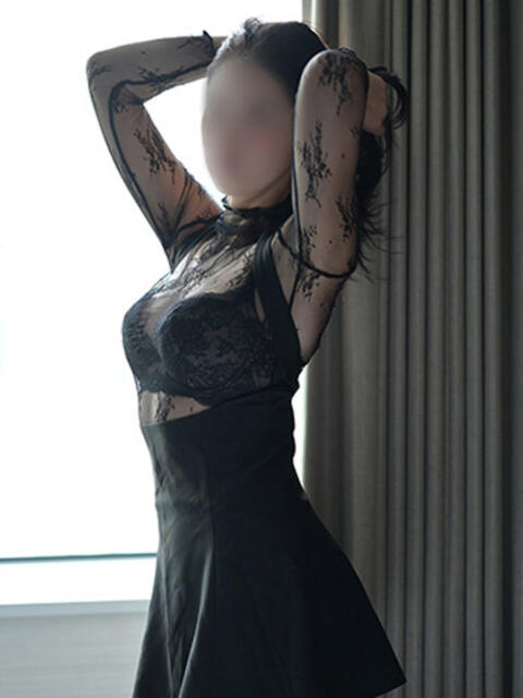 エマ 谷町人妻ゴールデン倶楽部（人妻ホテヘル）